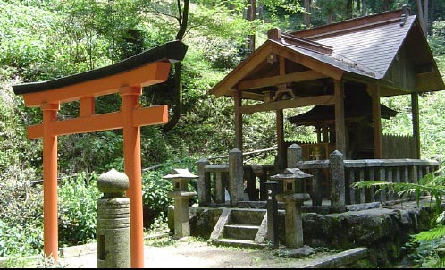 Inari shrine at Okadera